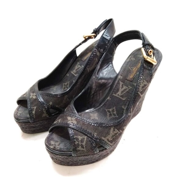 100% Authentic Louis Vuitton MONOGRAM DENIM Sandal - Picture 1 of 8